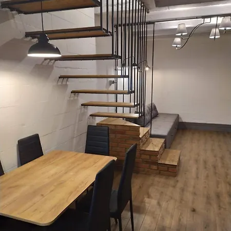 Loft House Aparthotel 3*